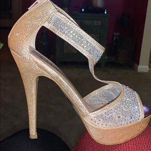Sparkly gold heels